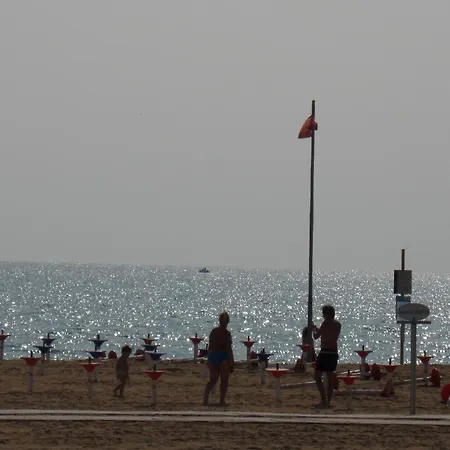 Ferienwohnung Fuer 5 Personen Ca 42 Qm In Bibione, Adriakueste Italien Und Umgebung アパート *